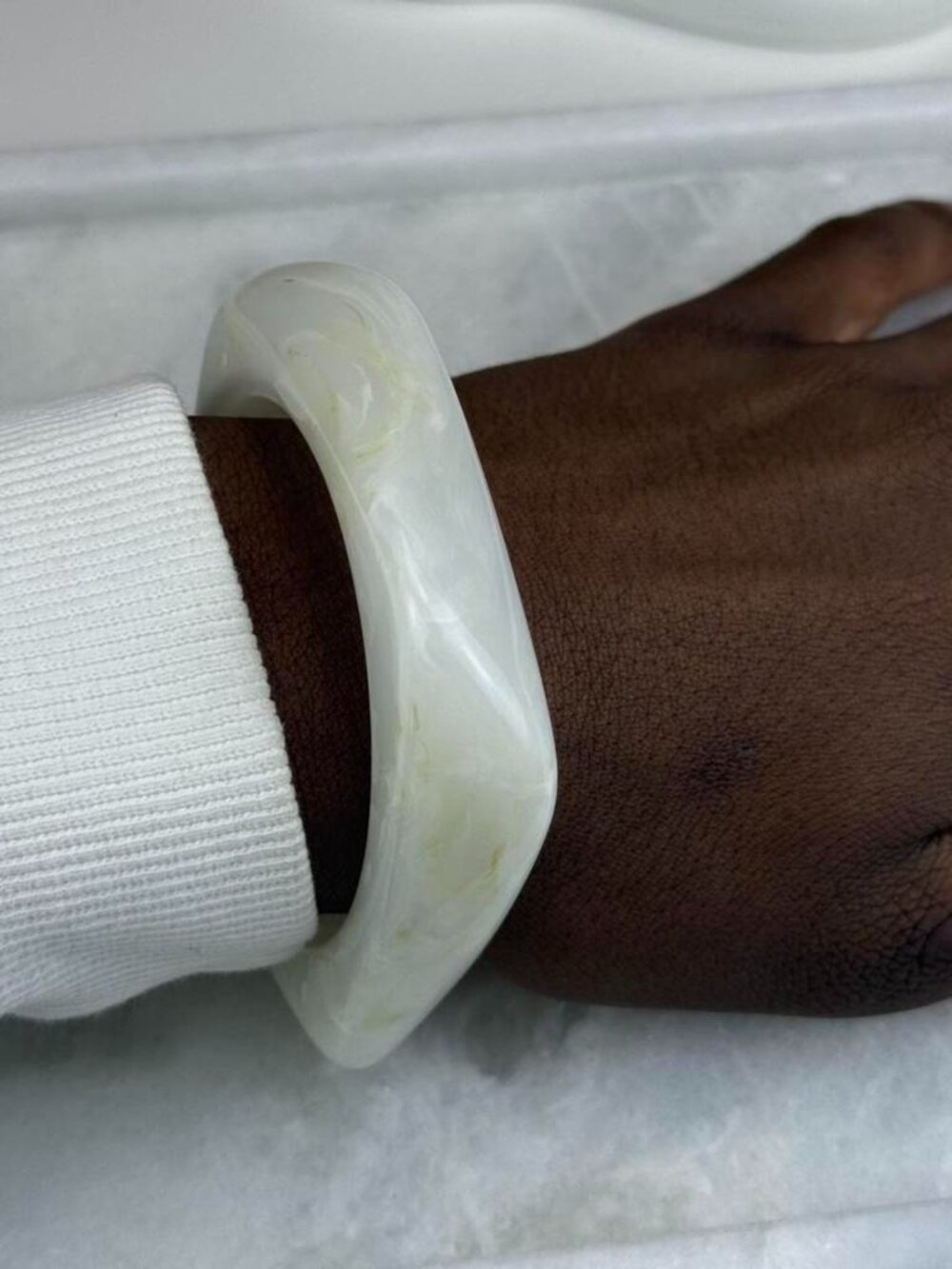 White‎ rectangle jade Bracelet